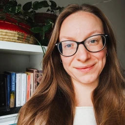 Katja Siegl Štangelj